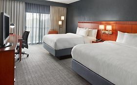 Courtyard By Marriott Nashville